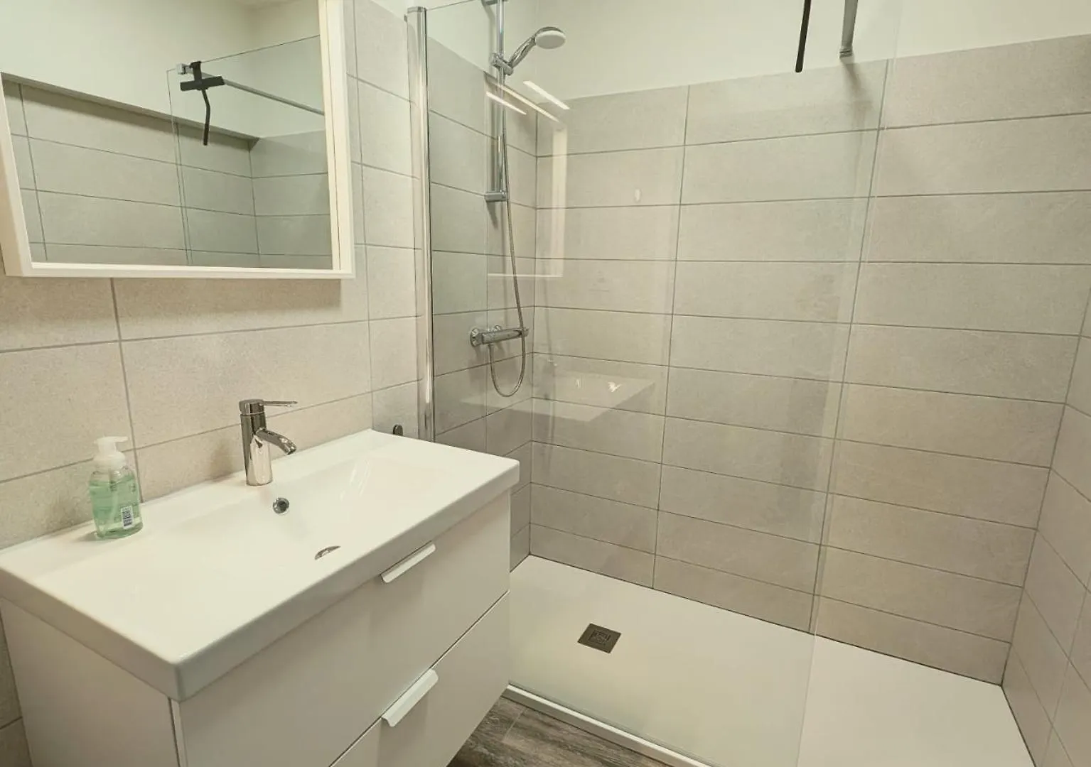 Appartement Mandarin Met Gratis Parkeerplaats Ostende Apartamento